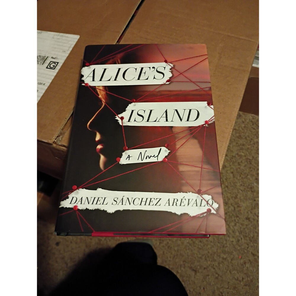 Alice's island hardcover-x300